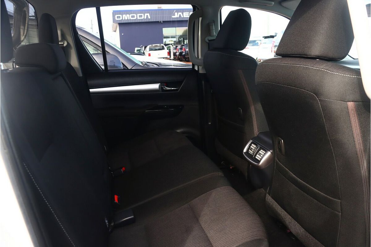 2019 Toyota Hilux SR5 GUN126R 4X4