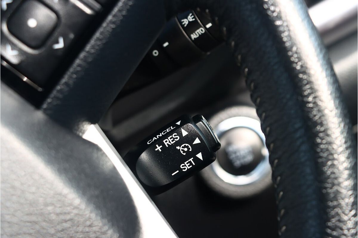 2019 Toyota Hilux SR5 GUN126R 4X4
