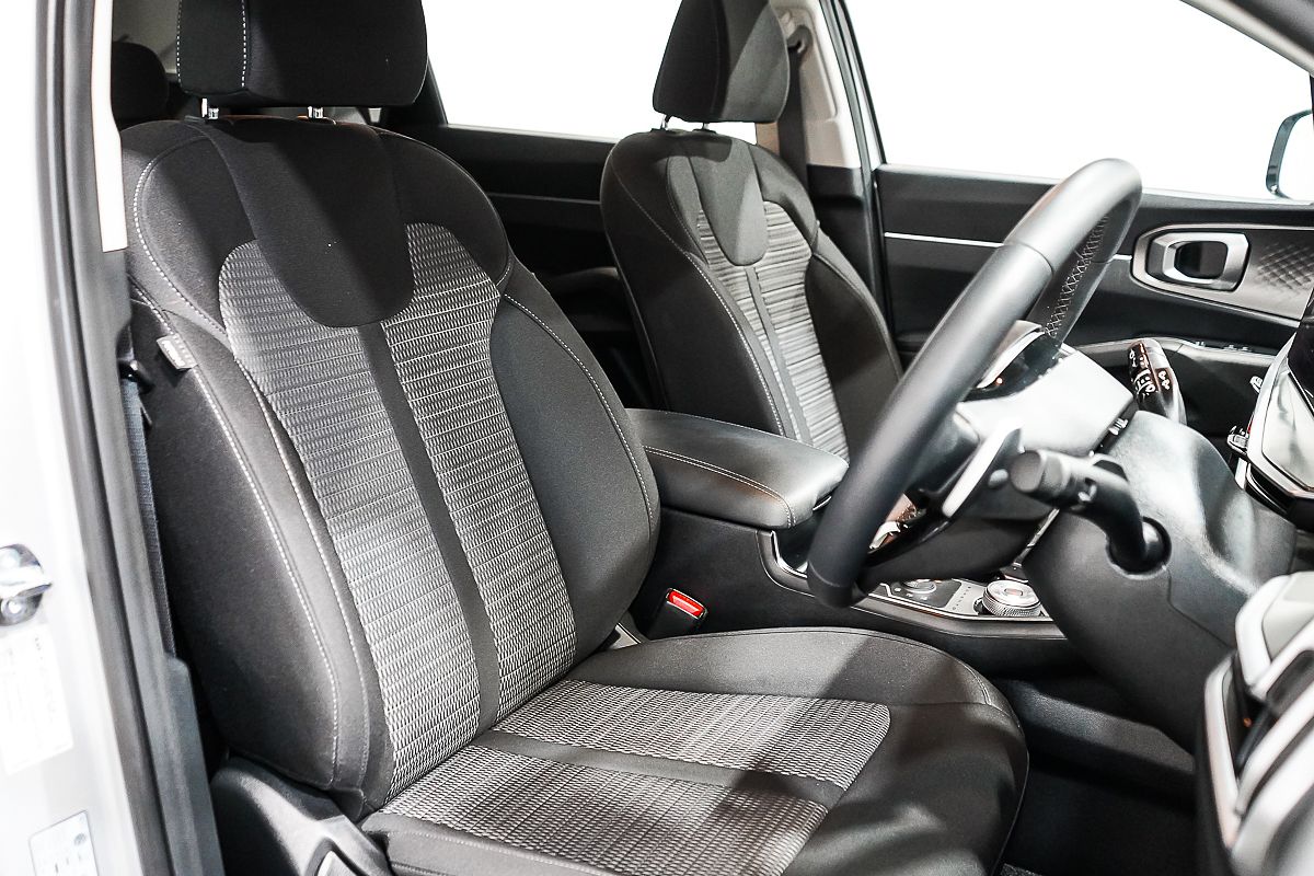 2024 Kia Sorento S MQ4 PE