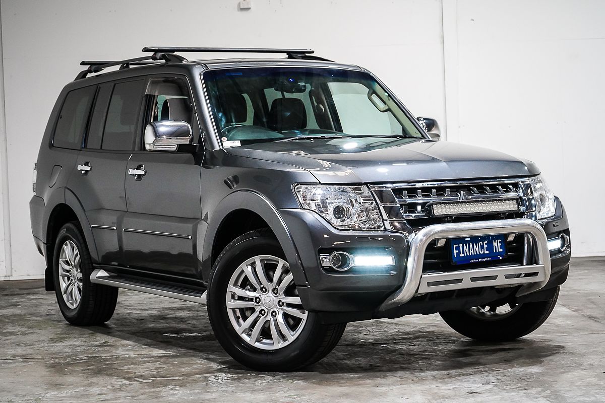 2019 Mitsubishi Pajero Exceed NX