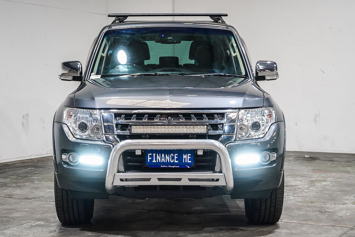 2019 Mitsubishi Pajero Exceed NX