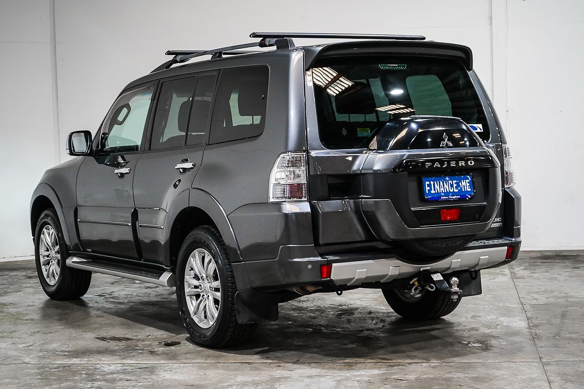 2019 Mitsubishi Pajero Exceed NX