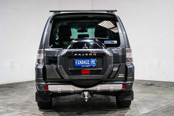 2019 Mitsubishi Pajero Exceed NX