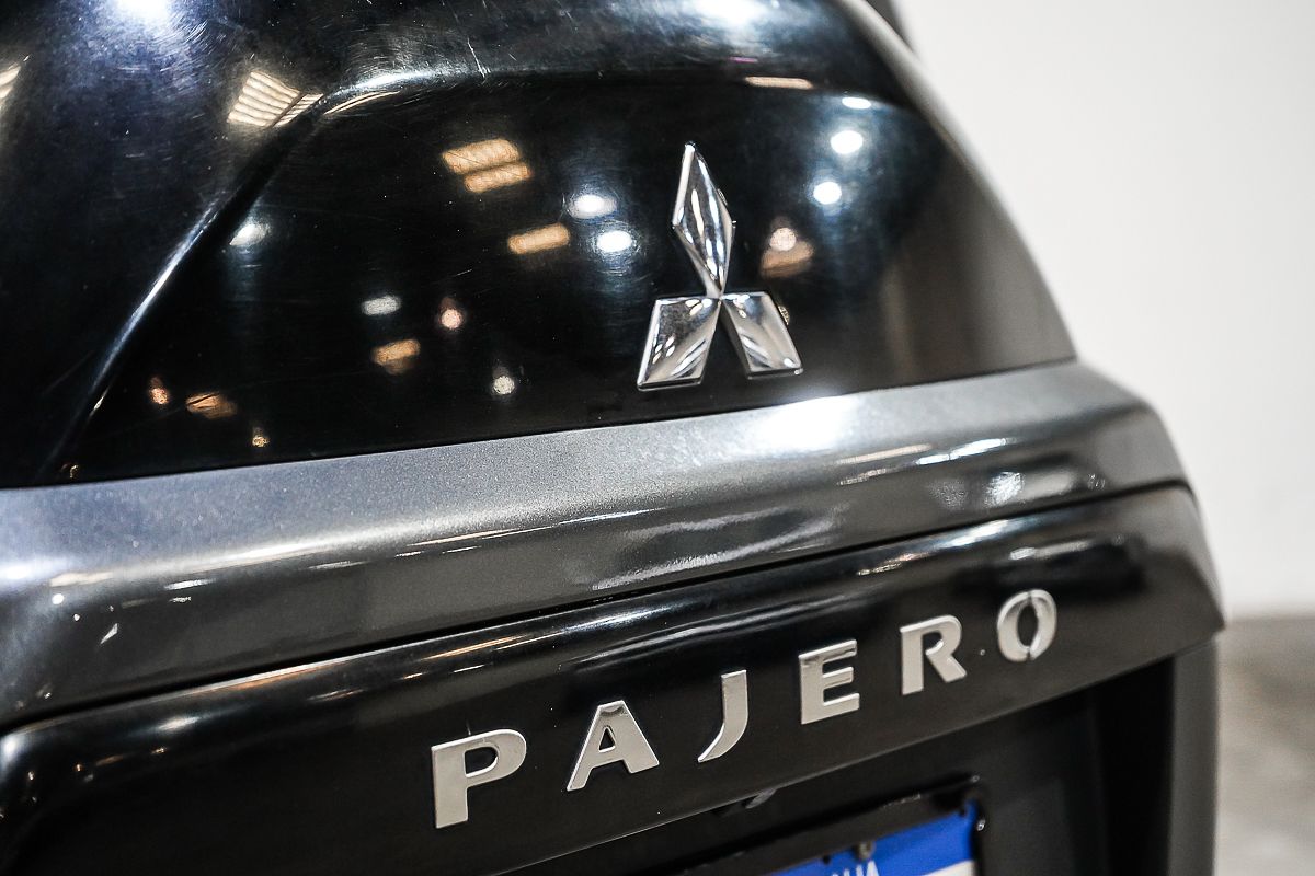 2019 Mitsubishi Pajero Exceed NX