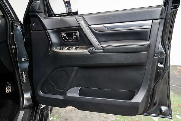 2019 Mitsubishi Pajero Exceed NX