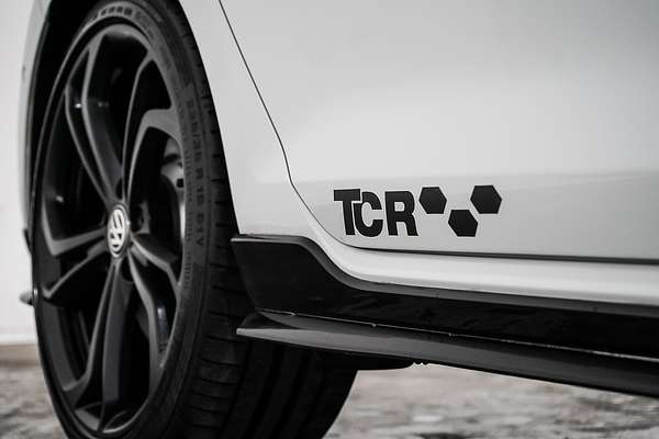 2020 Volkswagen Golf GTI TCR 7.5