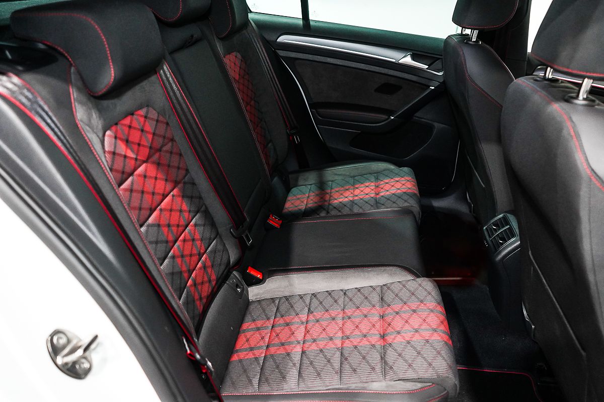2020 Volkswagen Golf GTI TCR 7.5