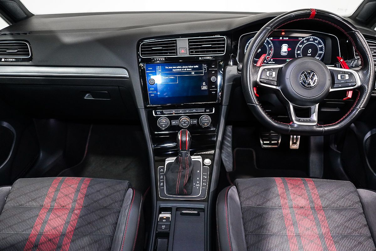 2020 Volkswagen Golf GTI TCR 7.5