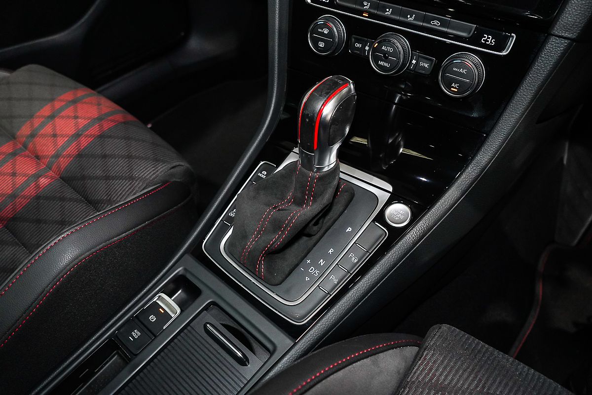 2020 Volkswagen Golf GTI TCR 7.5
