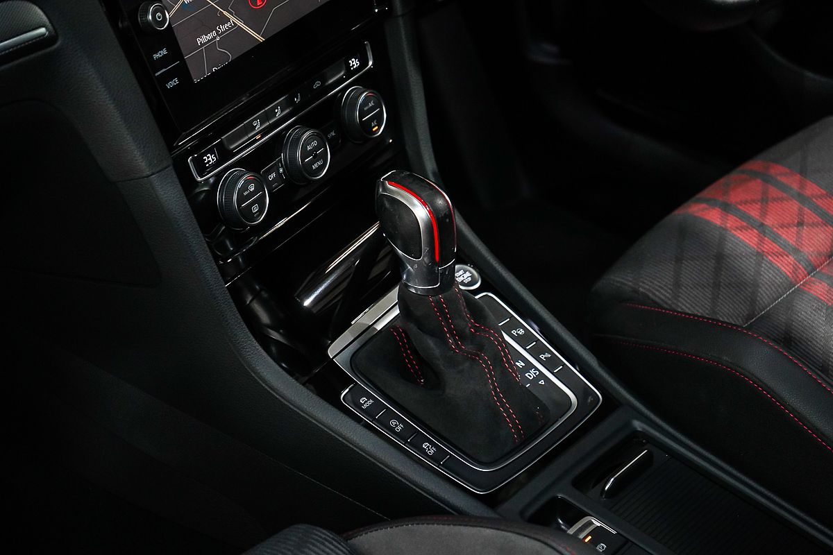 2020 Volkswagen Golf GTI TCR 7.5