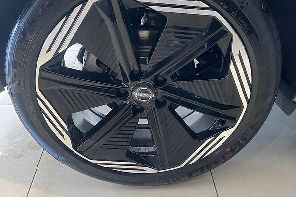 2025 Nissan QASHQAI N-DESIGN e-POWER J12