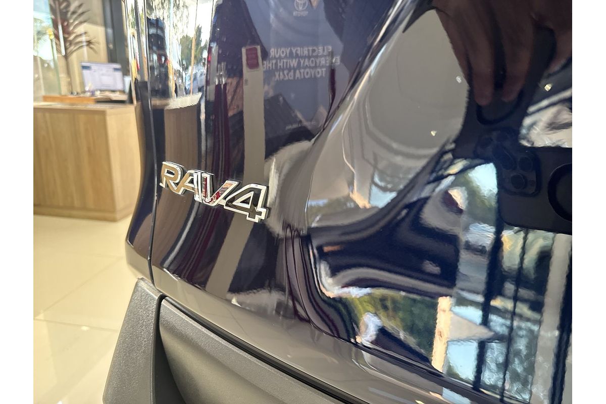 2024 Toyota RAV4 Cruiser AXAH52R
