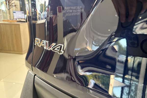 2024 Toyota RAV4 Cruiser AXAH52R