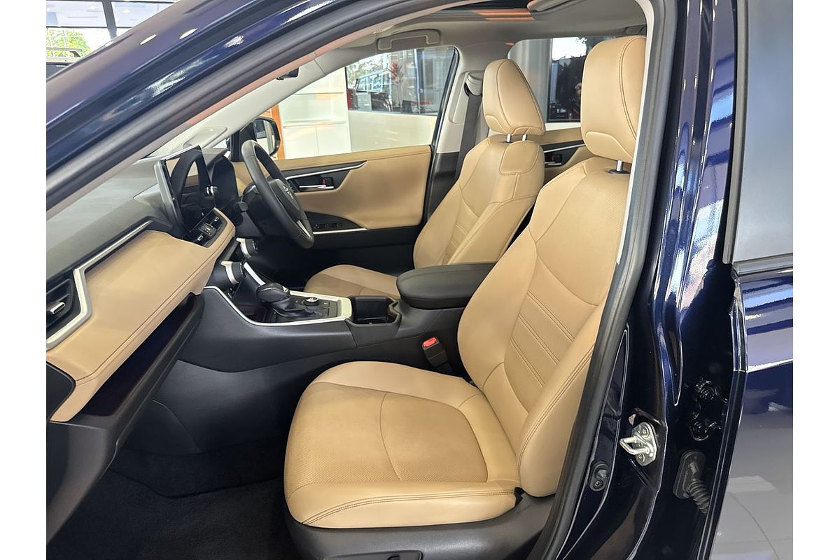 2024 Toyota RAV4 Cruiser AXAH52R