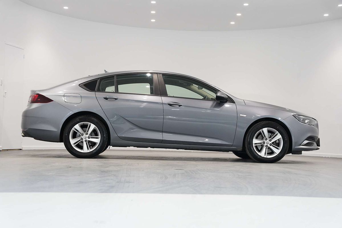 2020 Holden Commodore LT ZB