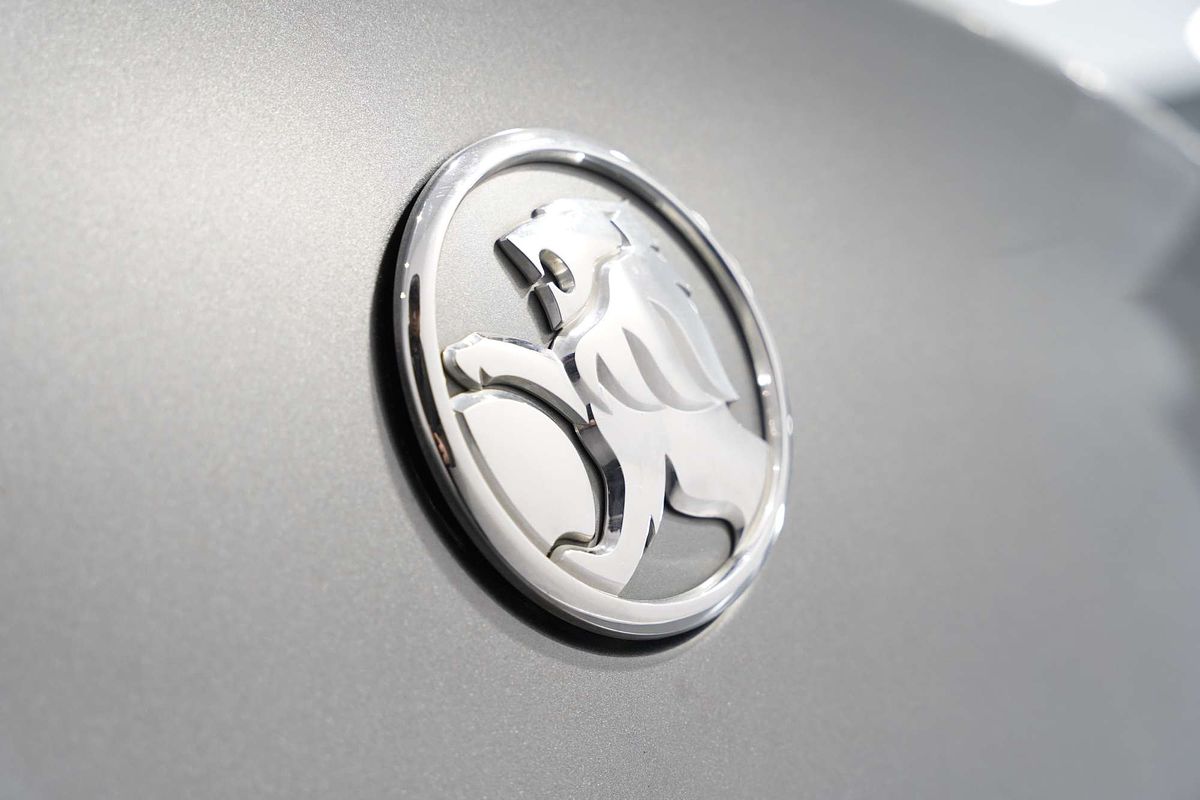 2020 Holden Commodore LT ZB
