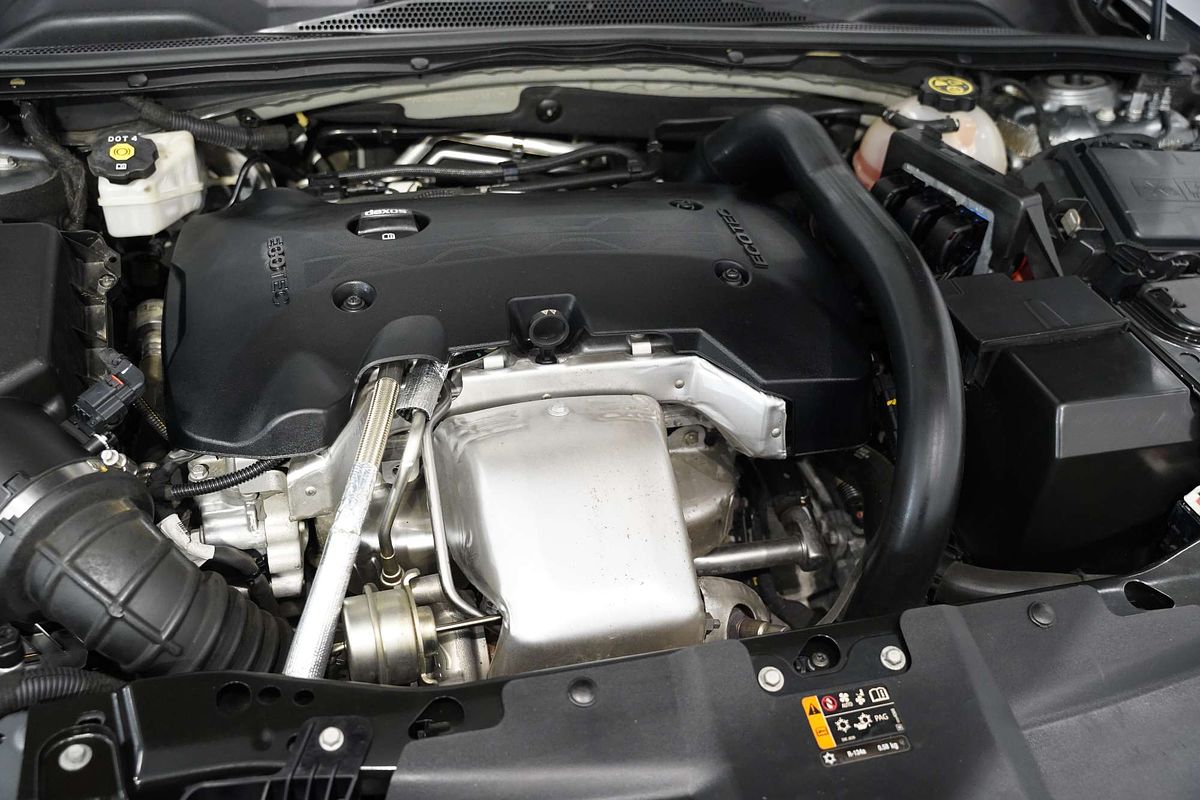 2020 Holden Commodore LT ZB