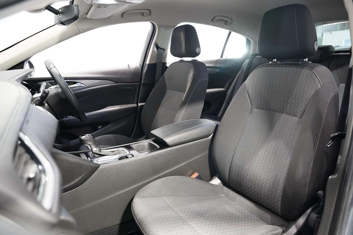 2020 Holden Commodore LT ZB