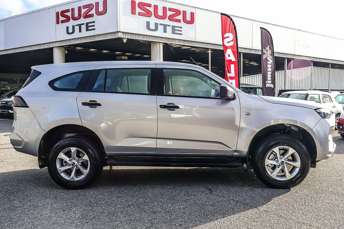 2025 Isuzu MU-X LS-M