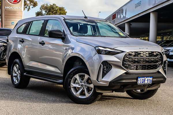 2025 Isuzu MU-X LS-M