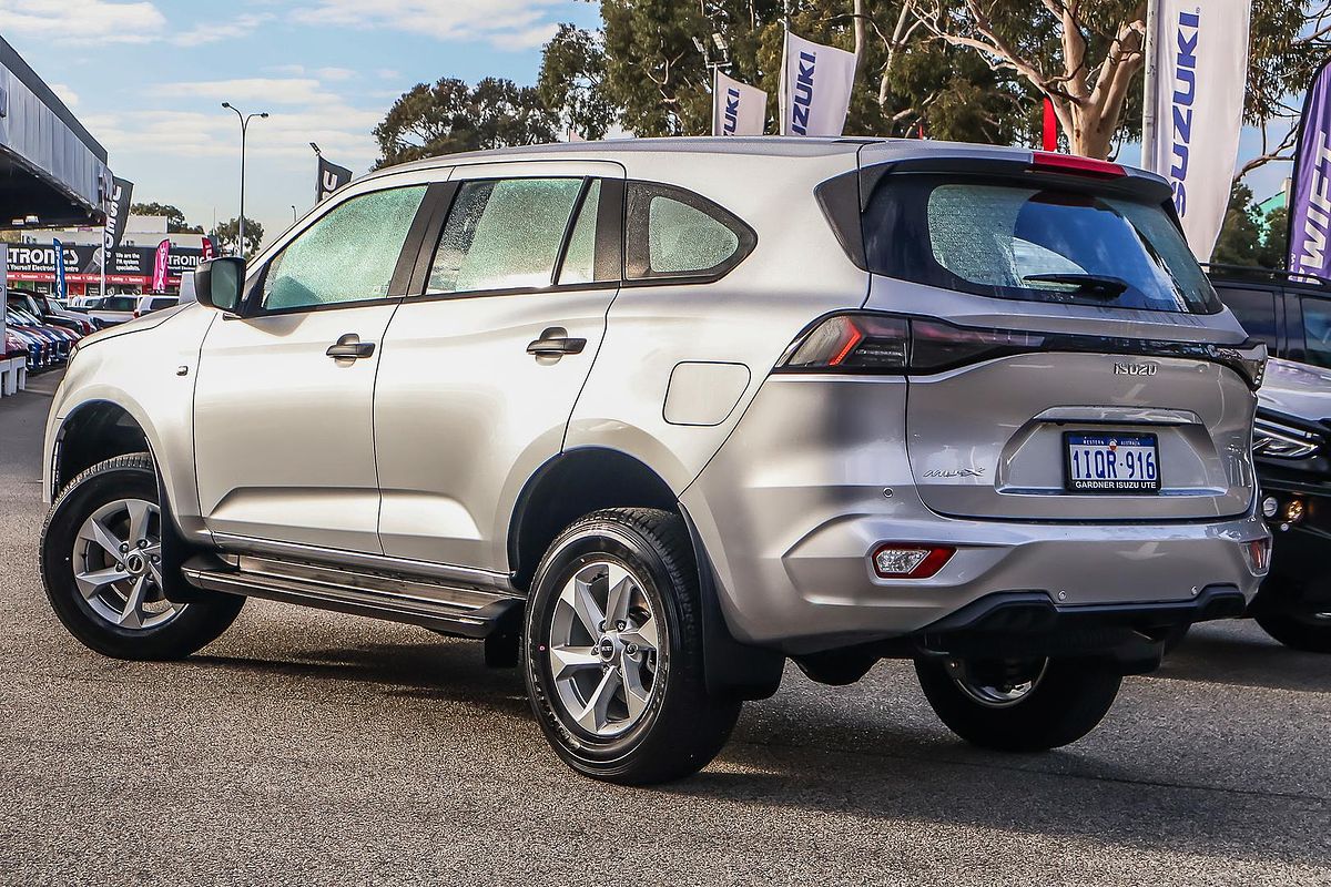 2025 Isuzu MU-X LS-M