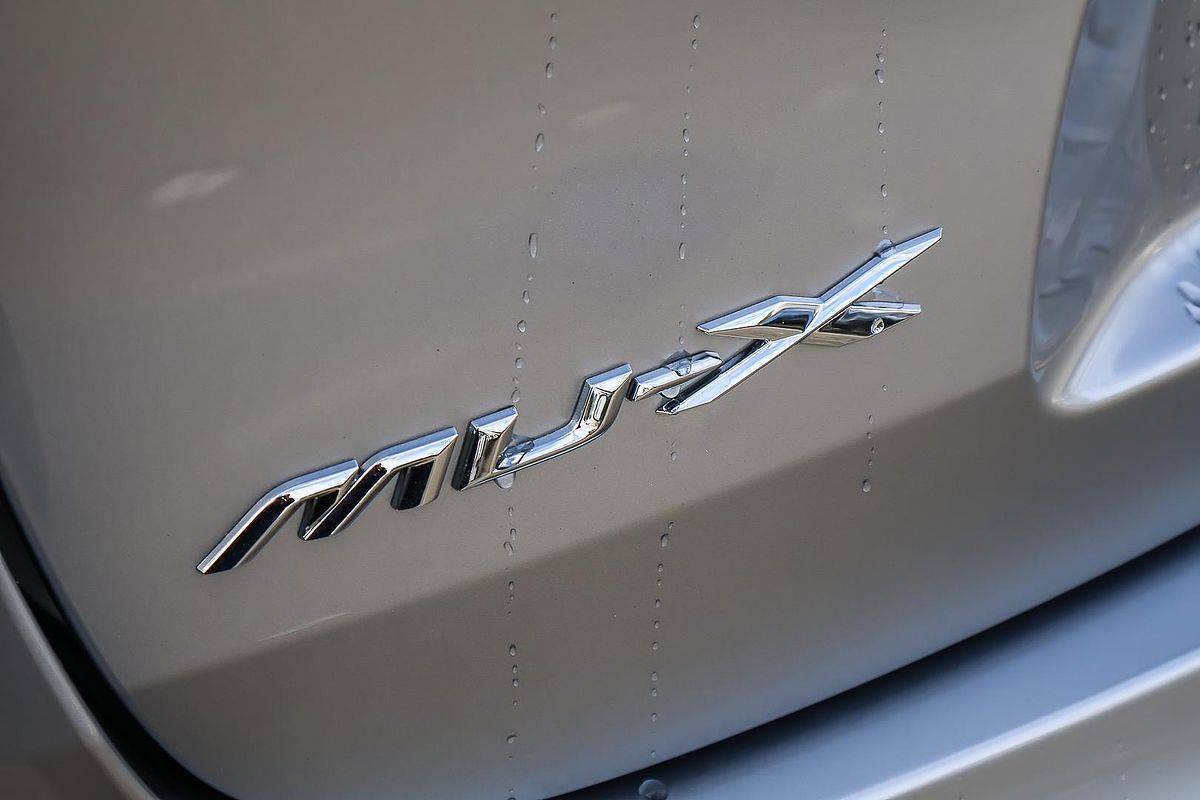 2025 Isuzu MU-X LS-M