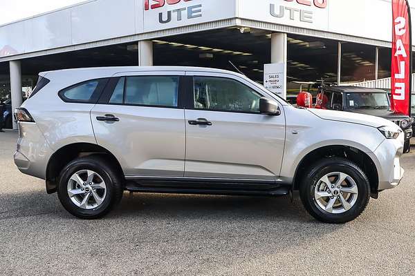 2025 Isuzu MU-X LS-M
