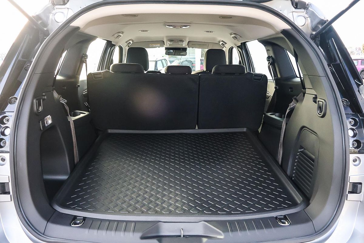 2025 Isuzu MU-X LS-M