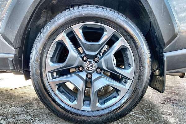 2022 Toyota RAV4 Edge AXAH54R
