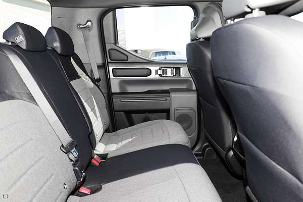 2025 Kia Tasman SX TK 4X4