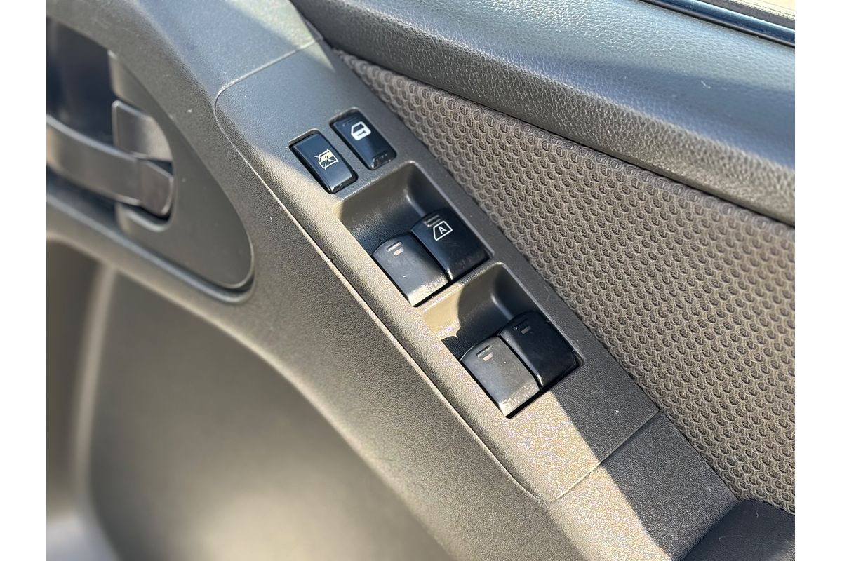 2012 Nissan Navara RX D40 Series 6 4X4