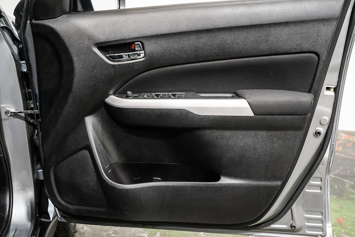 2016 Suzuki Vitara RT-S LY