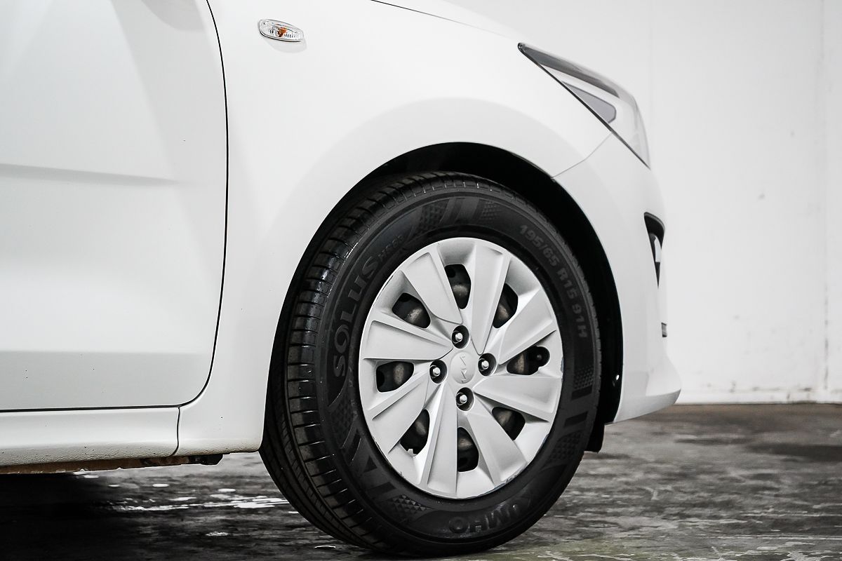 2022 Kia Rio S YB