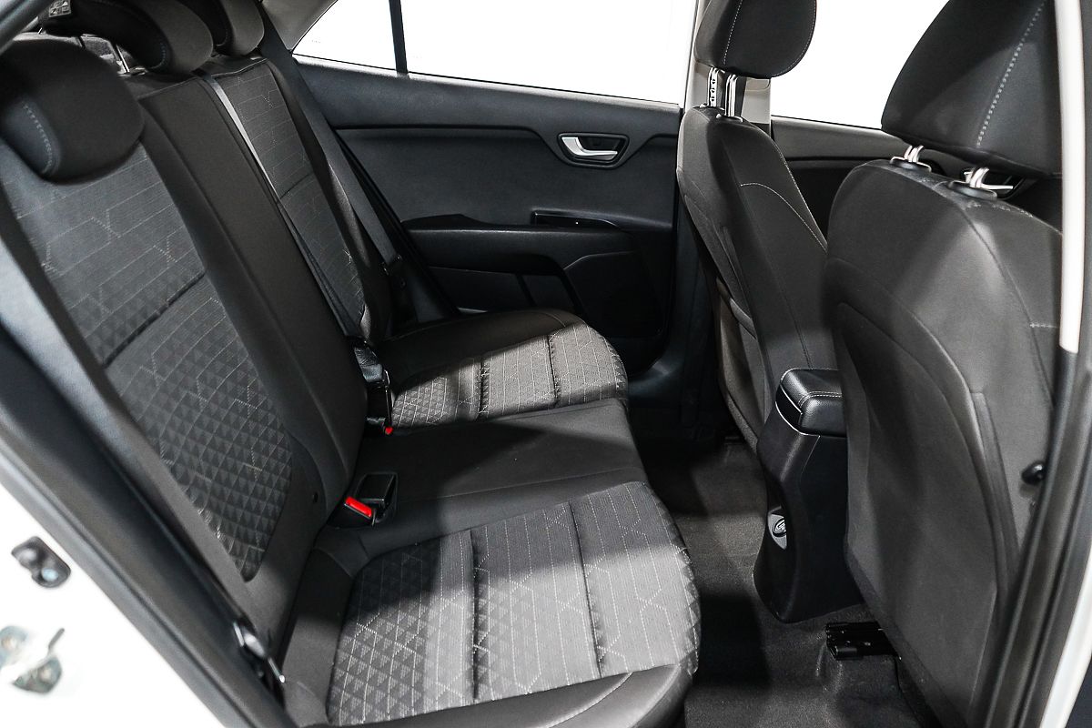 2022 Kia Rio S YB