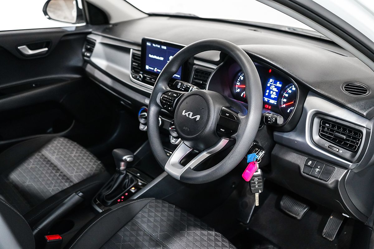 2022 Kia Rio S YB