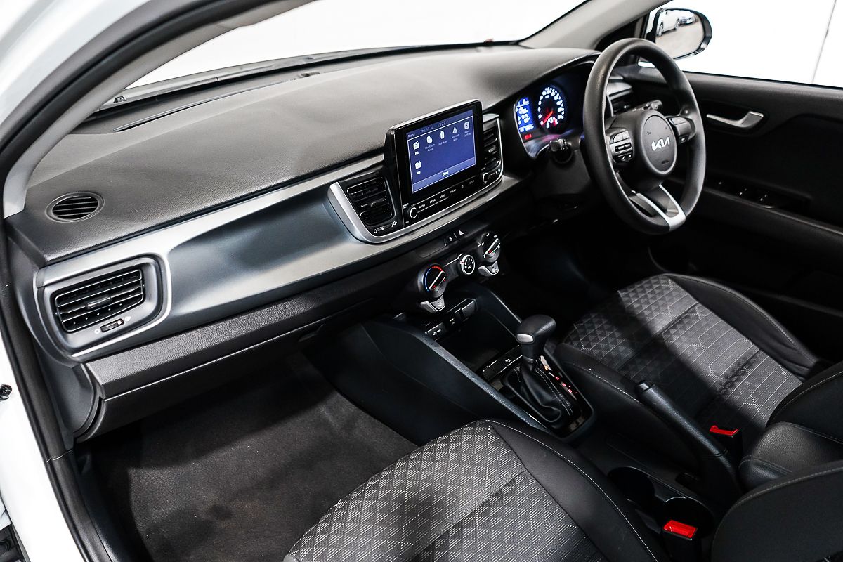 2022 Kia Rio S YB