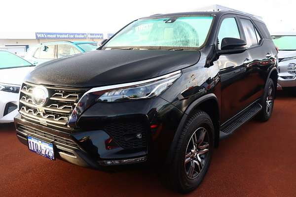 2023 Toyota Fortuner GXL GUN156R