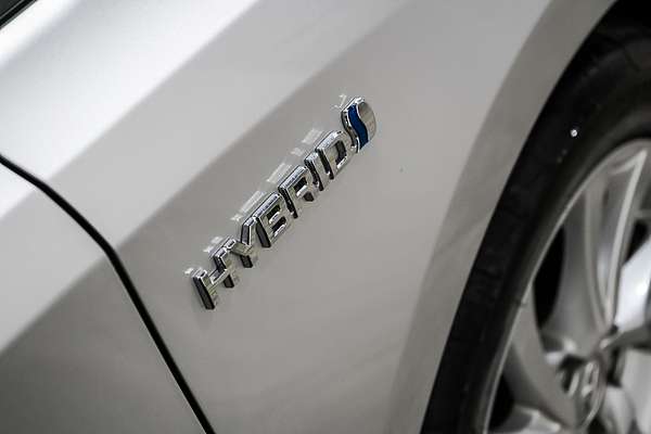 2018 Toyota Corolla Hybrid ZWE186R