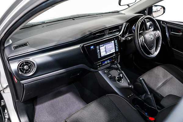 2018 Toyota Corolla Hybrid ZWE186R