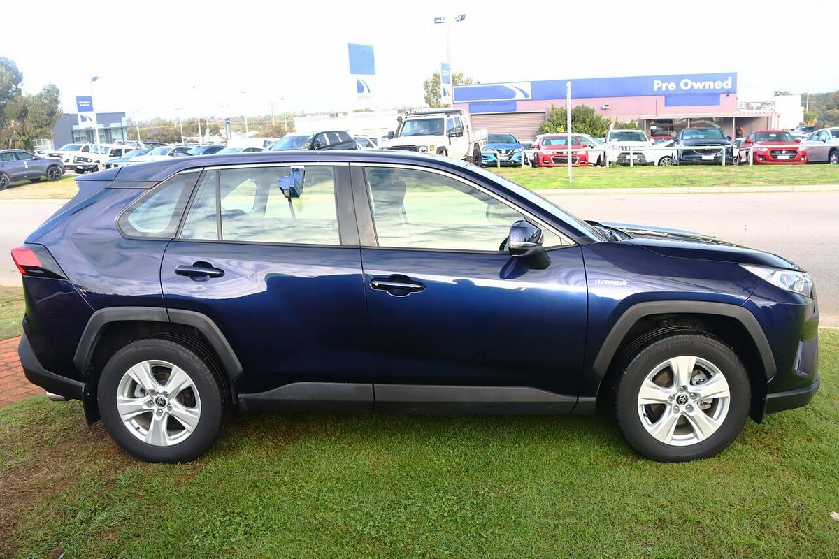 2020 Toyota RAV4 GX AXAH54R