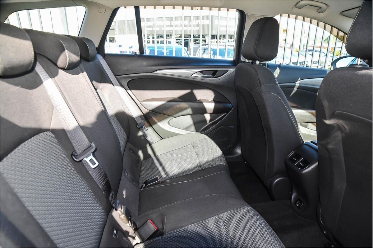 2018 Holden Commodore LT ZB