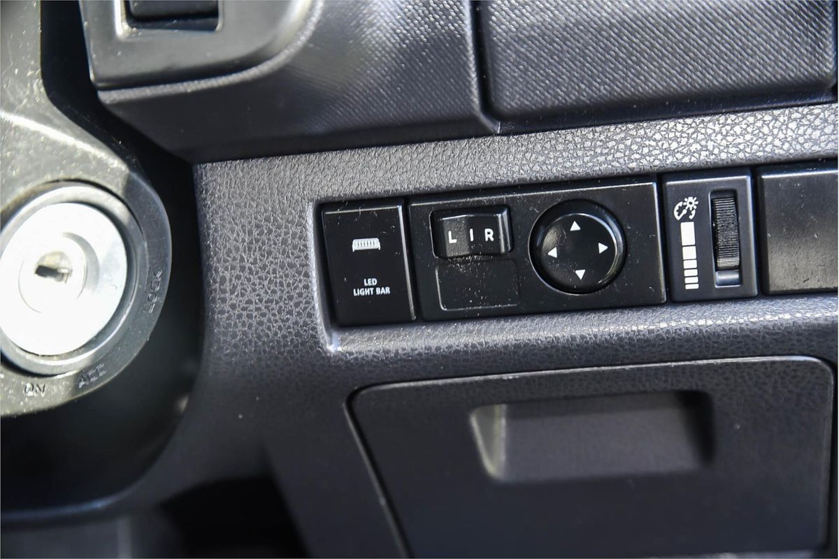 2014 Isuzu D-MAX SX High Ride Rear Wheel Drive