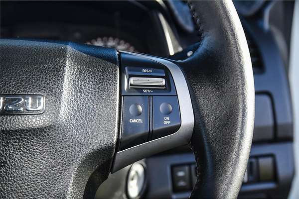 2014 Isuzu D-MAX SX High Ride Rear Wheel Drive