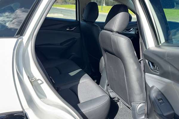 2023 Mazda CX-3 sTouring DK