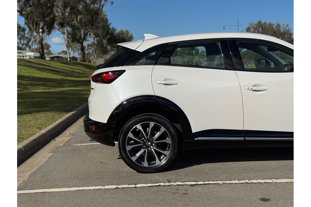2023 Mazda CX-3 sTouring DK