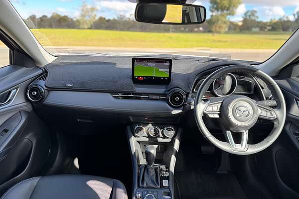 2023 Mazda CX-3 sTouring DK