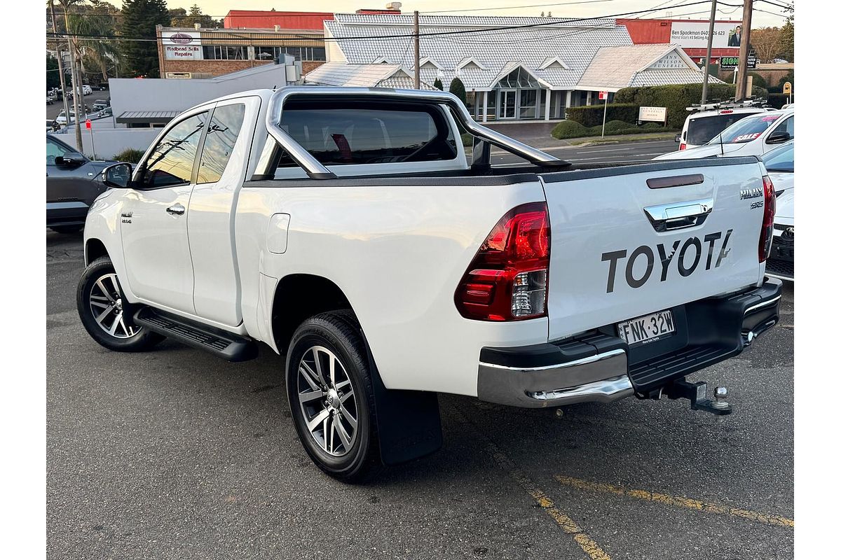 2018 Toyota Hilux SR5 GUN126R 4X4