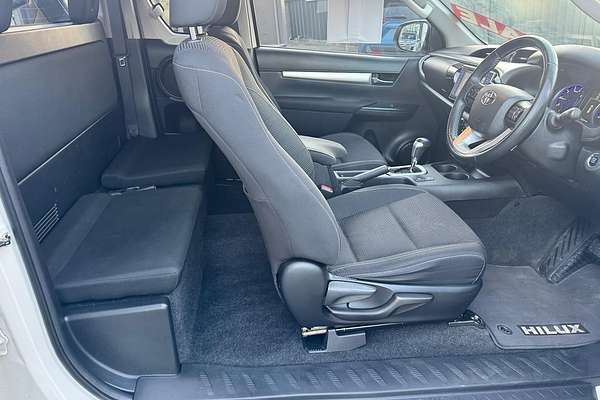 2018 Toyota Hilux SR5 GUN126R 4X4
