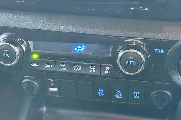 2018 Toyota Hilux SR5 GUN126R 4X4