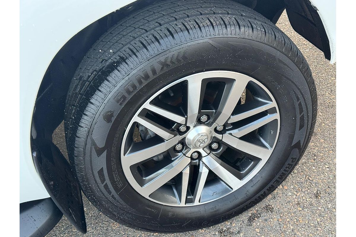 2018 Toyota Hilux SR5 GUN126R 4X4
